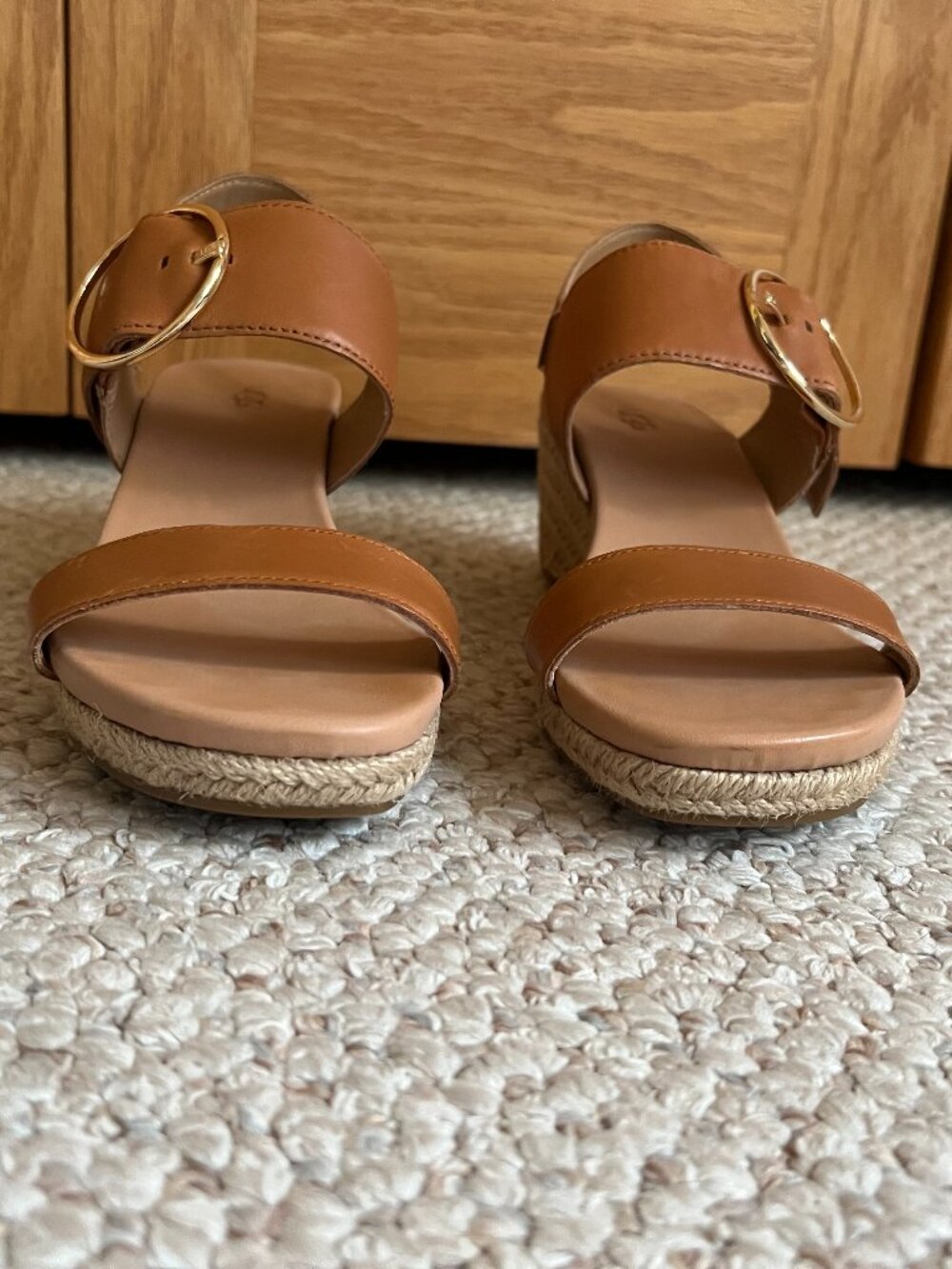 UGG -- Navee Espadrille Wedge Buckle Sandal -- Like New - Picture 4 of 15